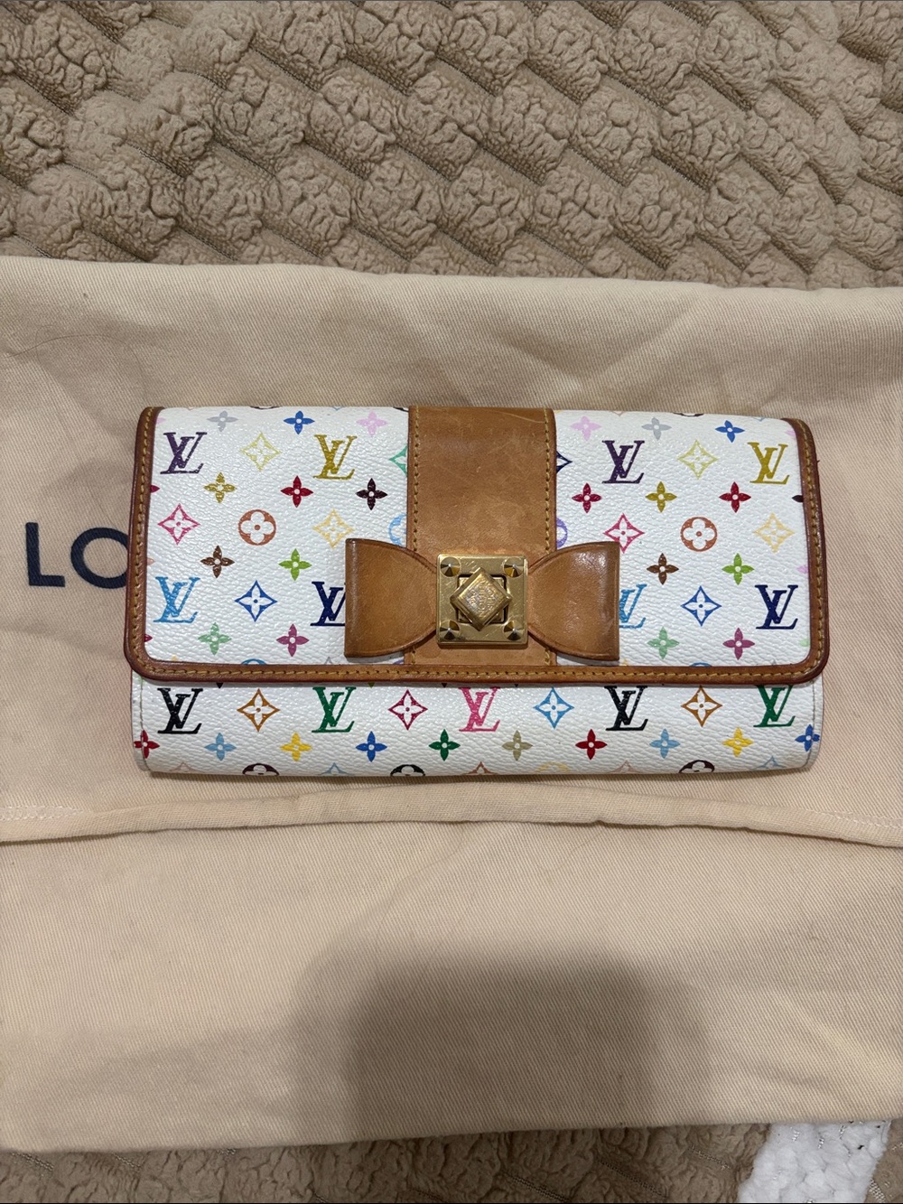 Louis Vuitton White Monogram Wallet with Pink Interior and Brown Trim